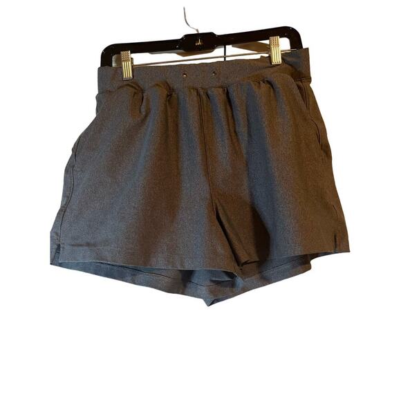 EUC Old Navy Hi-Rise Active Shorts Black Size Medium - Picture 1 of 7